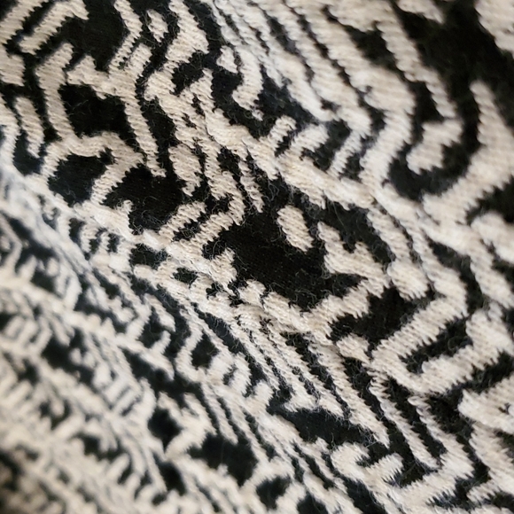 New York & Company cap sleeve sweater - Picture 6 of 8